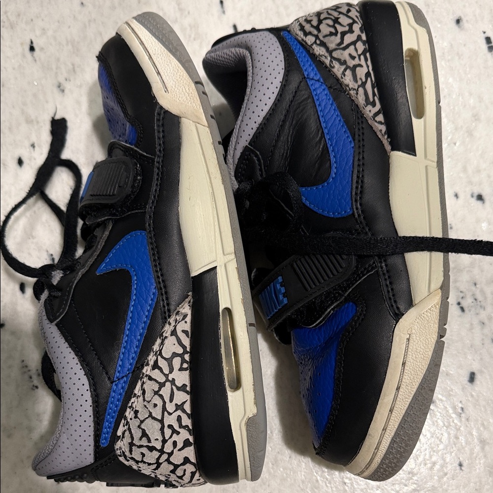 Nike Air Jordan’s 312 Black Royal Blue Gray Crackle Detail Athletic Shoes Sz 3.5
